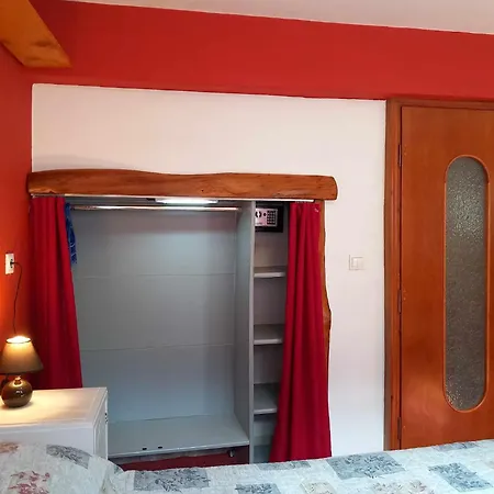 Meandros27 Cosy Countryside Rustic Semi Basement Apartament *